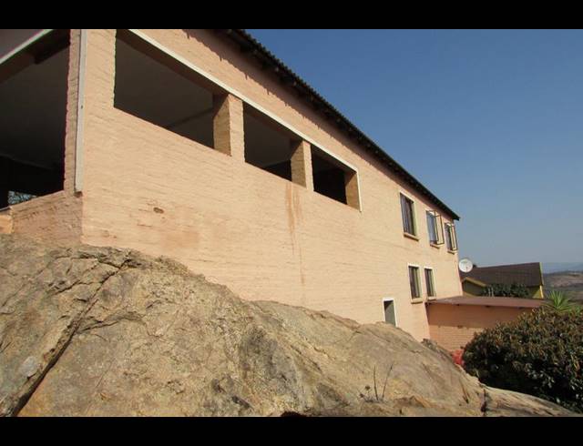 3 BEDROOM HOUSE FOR SALE IN STONEHENGE EXT 6